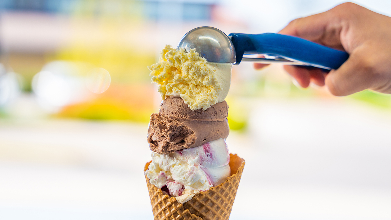 Triple Scoop Ice Cream Cone' Mug