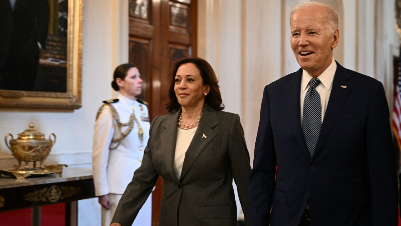 Hoover Institution senior fellow Victor Davis Hanson weighs in on President Bidens expected re-election bid announcement and the future of the Democratic Party on The Bottom Line. 