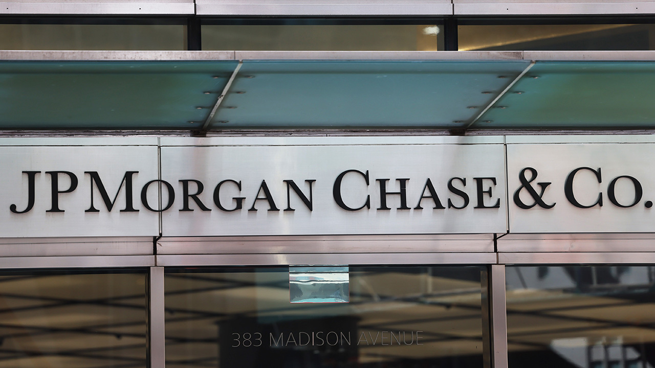 JPMorgan Chase reportedly to start rounds of layoffs