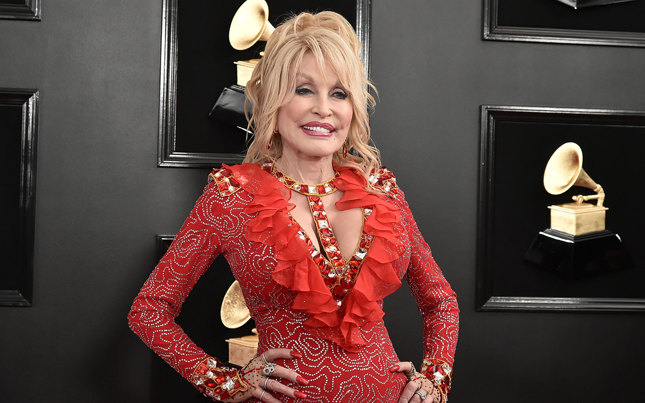 Dolly Parton proves she's a 'Rockstar' scoring her biggest success at 77  years old