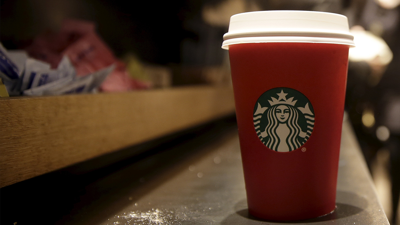 https://static.foxbusiness.com/foxbusiness.com/content/uploads/2023/11/starbucks-red-cup.jpg