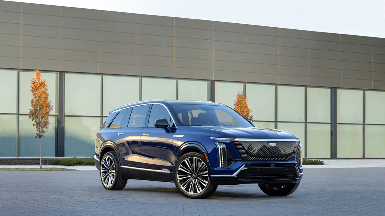 Fully electric store suv 2020