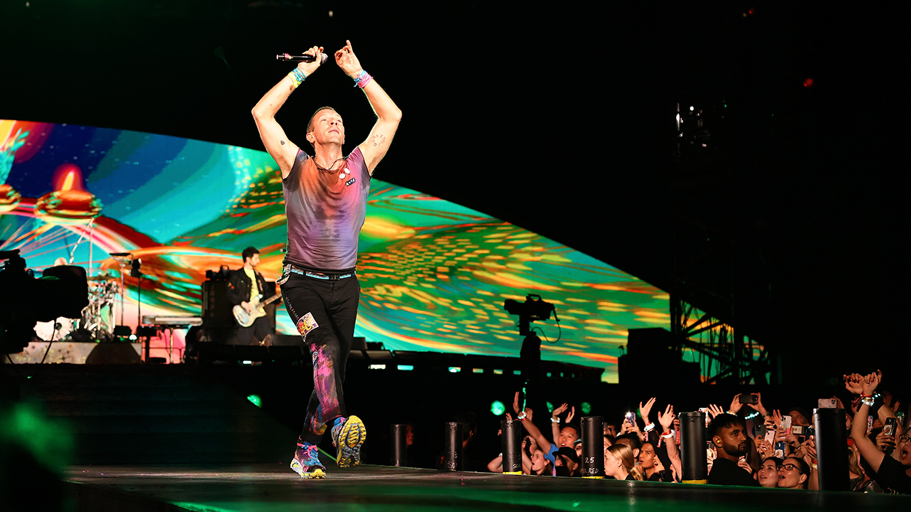 Former Astronomer CEO weighs in after executives caught on concert Kiss Cam  | Fox Business, image size:1280x720