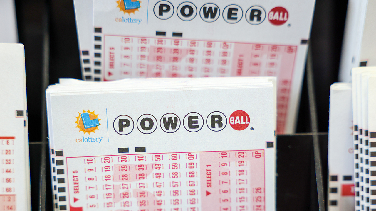 Powerball skyrockets to $935 million, 5th. largest in history