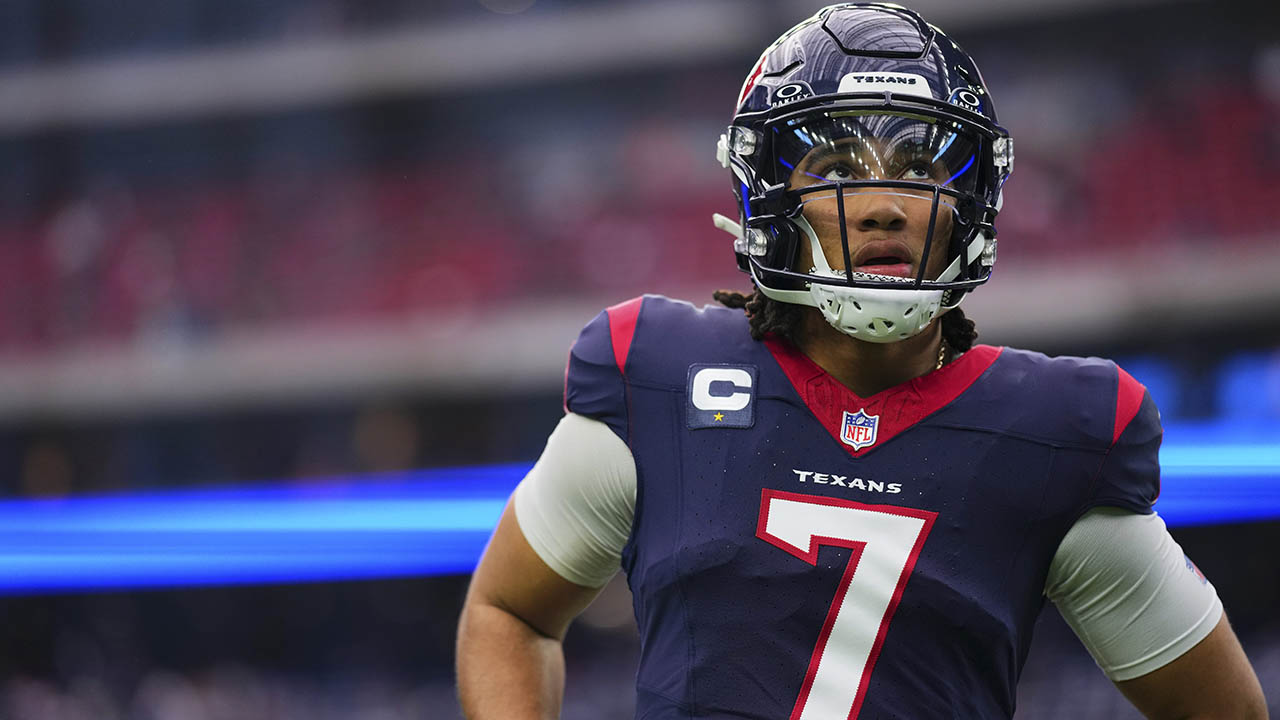 Texans' CJ Stroud 'trying to bring the heat' with Buffalo wing rival | Fox  Business