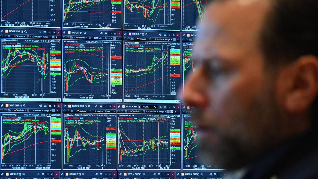 Retirement plans may be sharing or selling Americans' personal data, watchdog warns