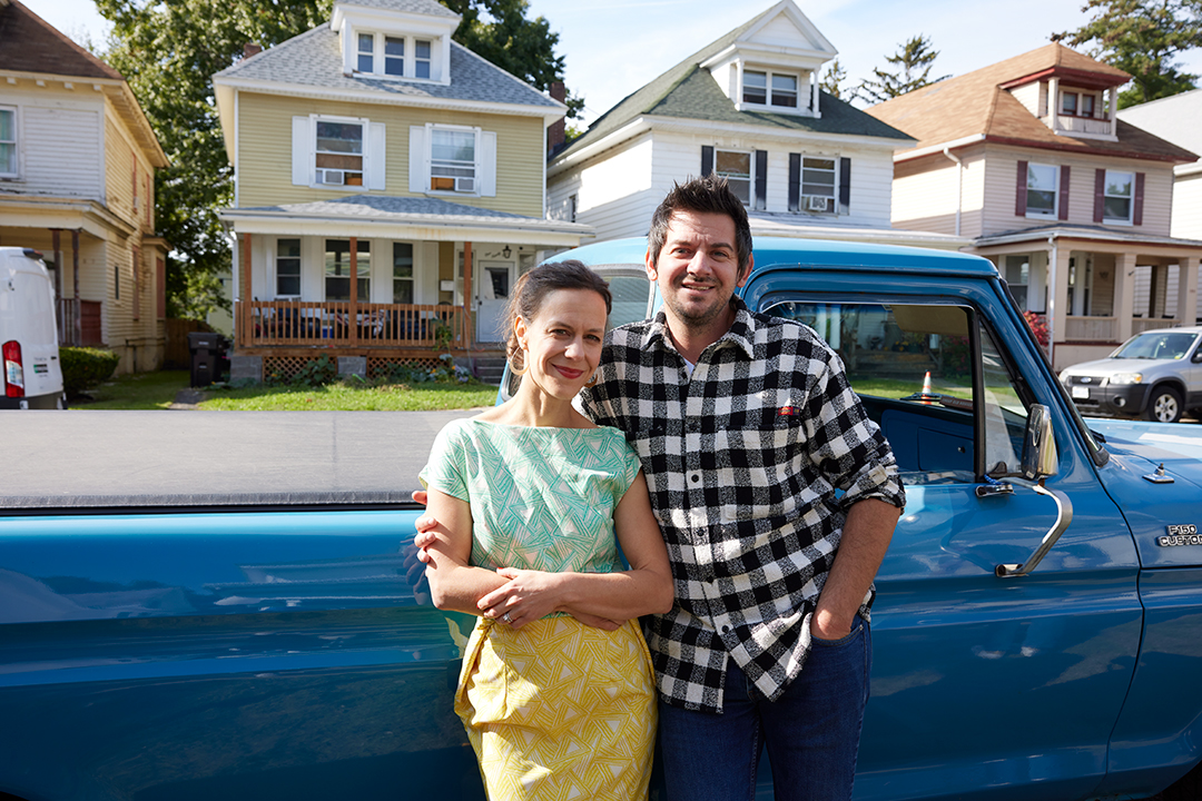 HGTV stars take on real estate, use housing ‘hack’ to create affordability solution