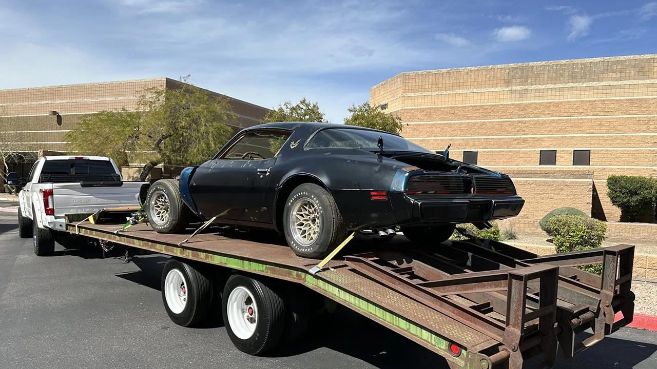 Movie prop car used by Steve McQueen up for sale in Arizona 