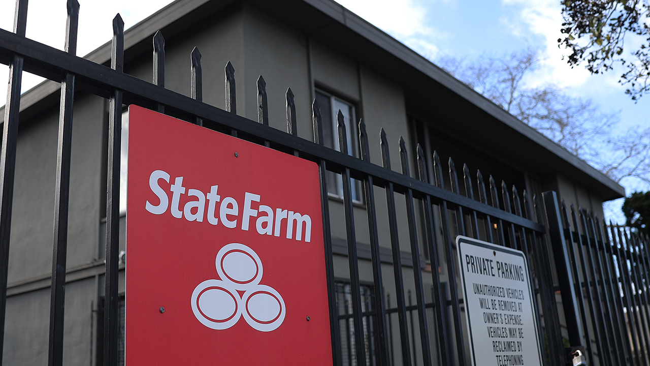 California insurance commissioner declares 'crisis' after major State Farm announcement