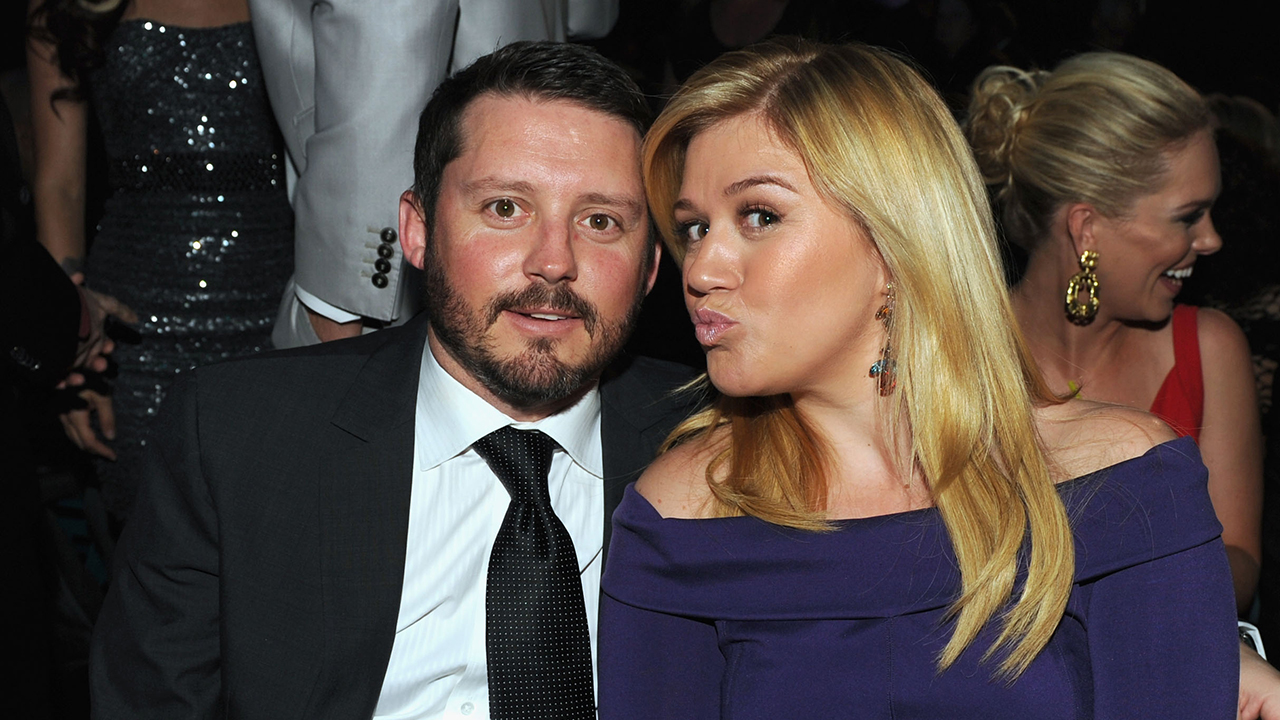 Kelly Clarkson's ex Brandon Blackstock hits back at new lawsuit after he was ordered to pay musician $2.6M