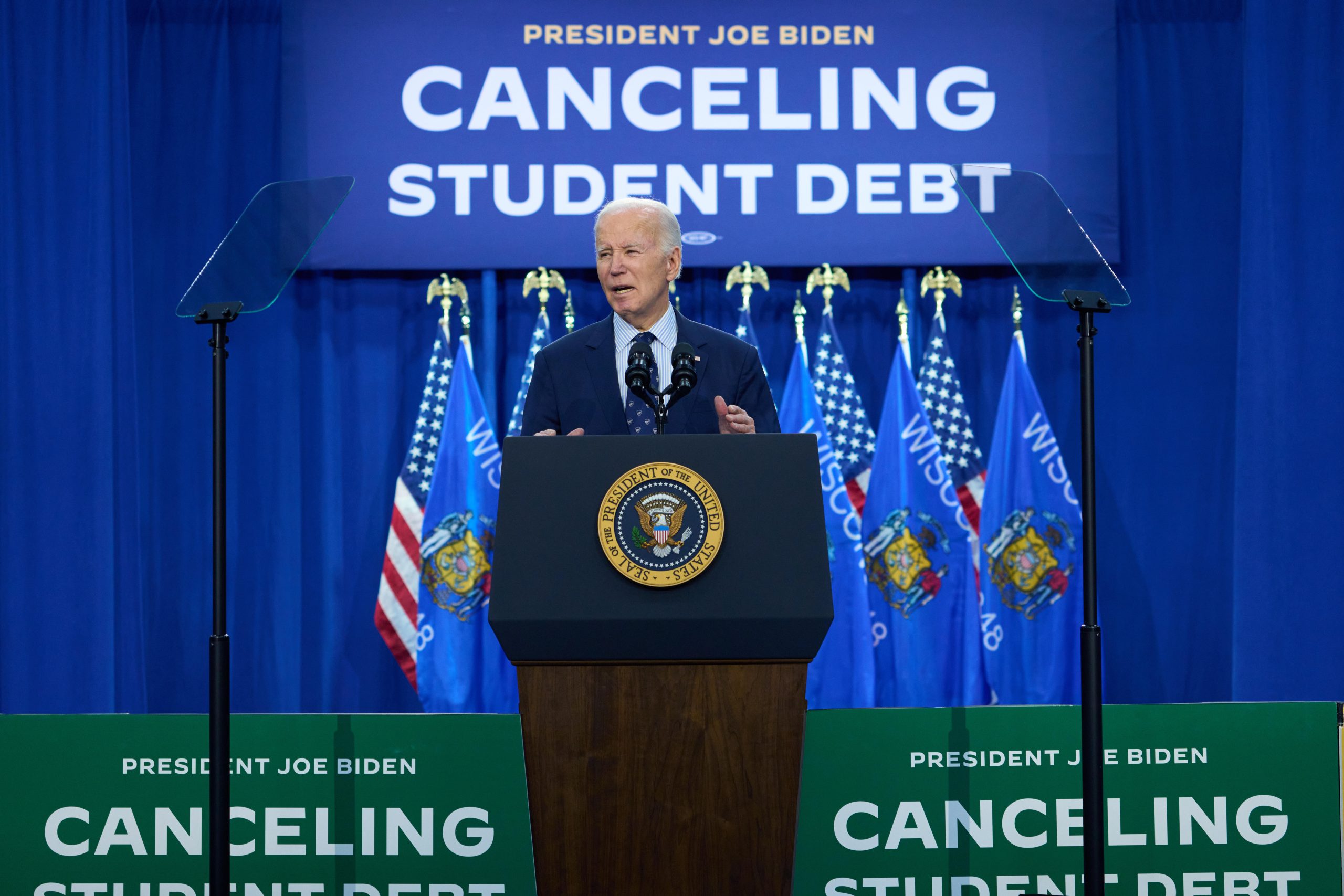 Missouri AG files lawsuit over Biden's latest student loan handout attempt: It's 'illegal'