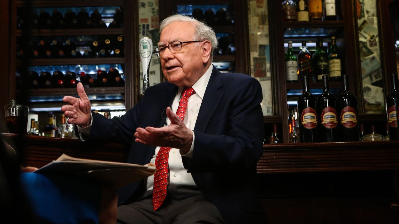 Warren Buffett pens last letter as Abel prepares to take over