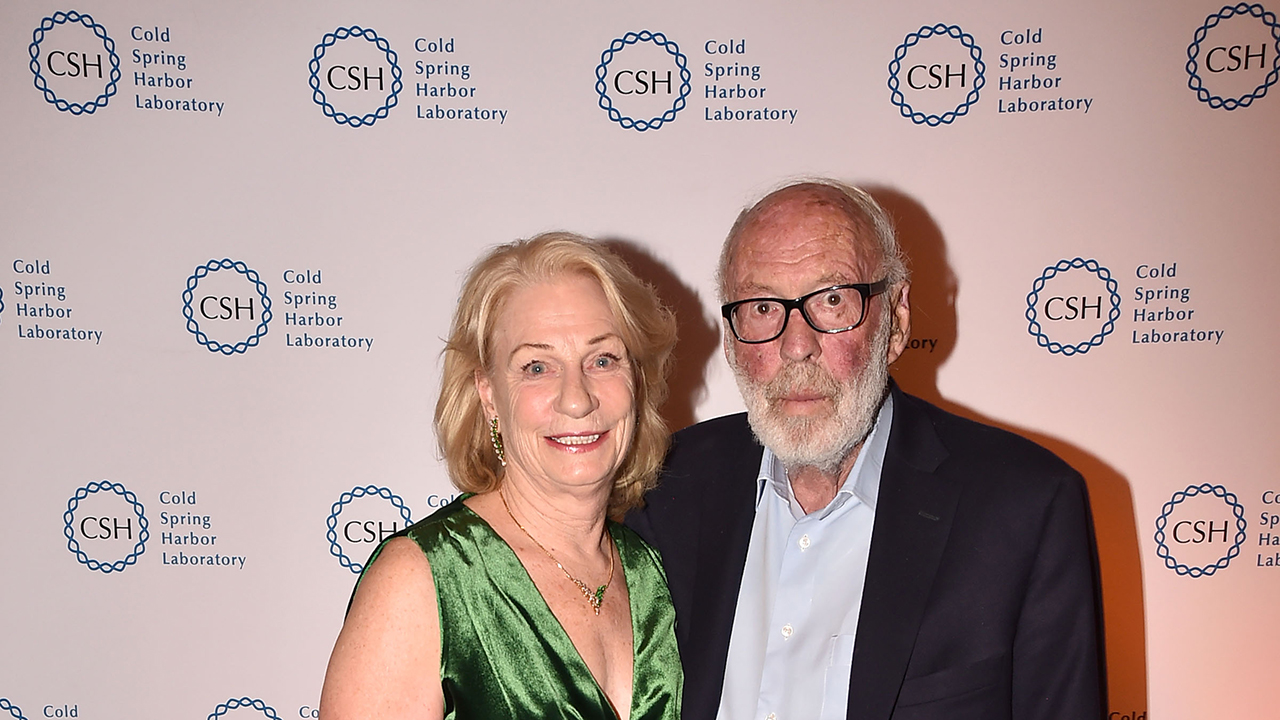 Late hedge fund billionaire and philanthropist had a 222-foot yacht called  Archimedes | Fox Business