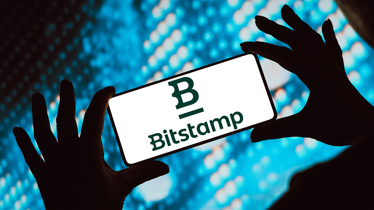 Robinhood expands crypto efforts with $200M purchase of Bitstamp | Fox  Business