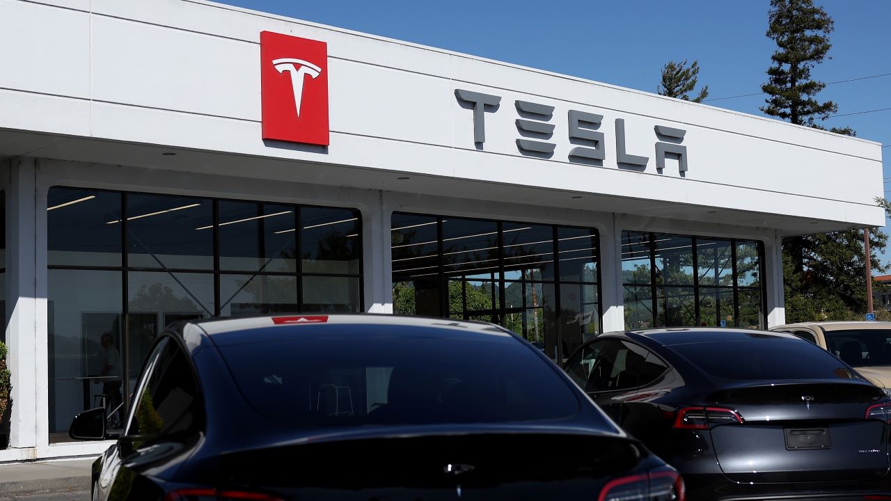 Tesla deliveries may disappoint...again