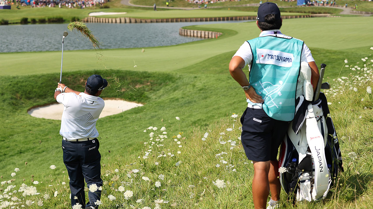 Defending gold medal winner, two-time major champ Xander Schauffele in three-way tie for Olympics lead