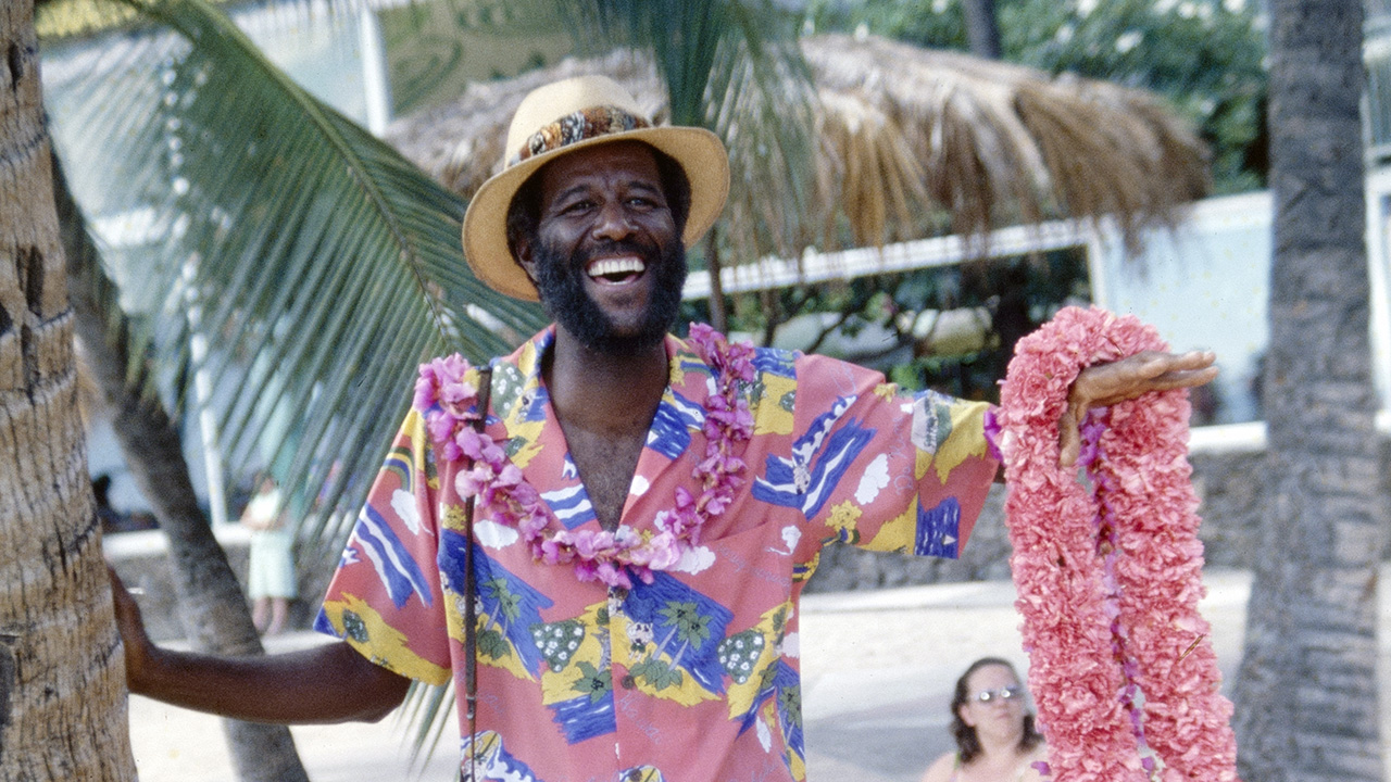 Wally Amos, founder of world famous cookies, dies at home in Hawaii: reports