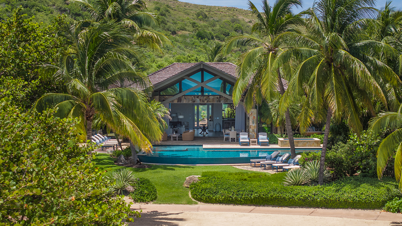 Retired Wall Street CEO's home hits the market for .5 million in British Virgin Islands