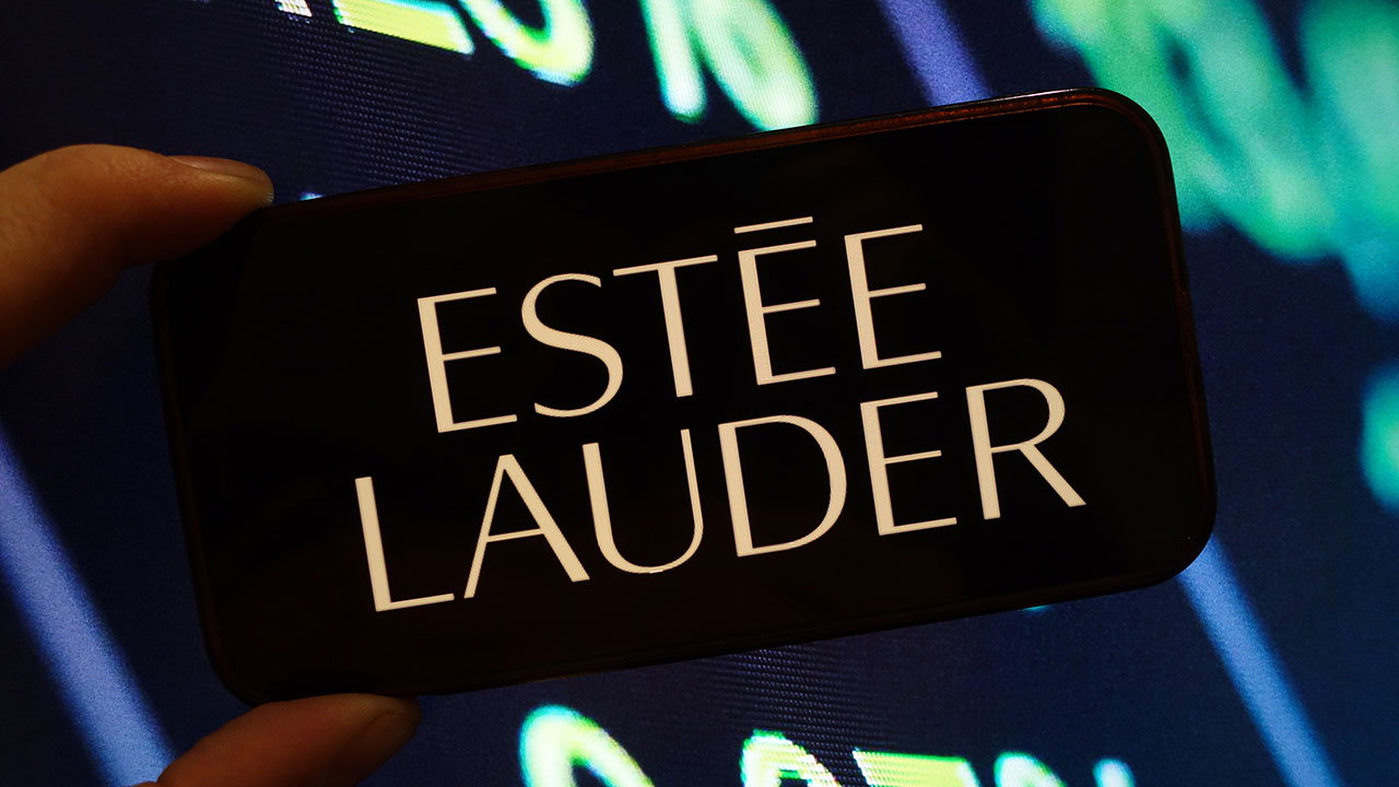 Estee Lauder to cut up to 7,000 jobs