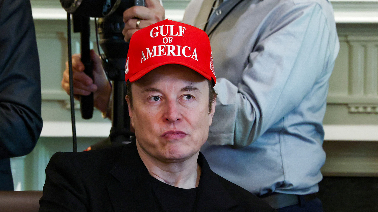 Musk, Tesla board chair deny report on search for new CEO