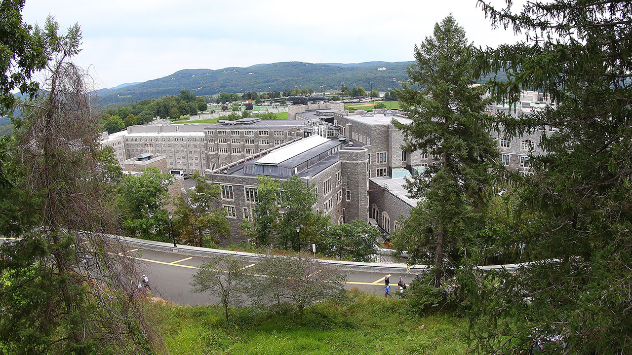 Trump to give commencement address at West Point: These CEOs are graduates