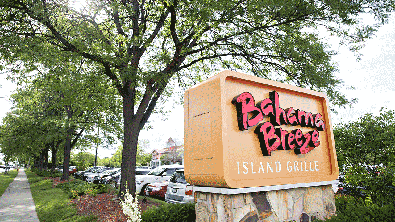 Bahama Breeze to close all its restaurants