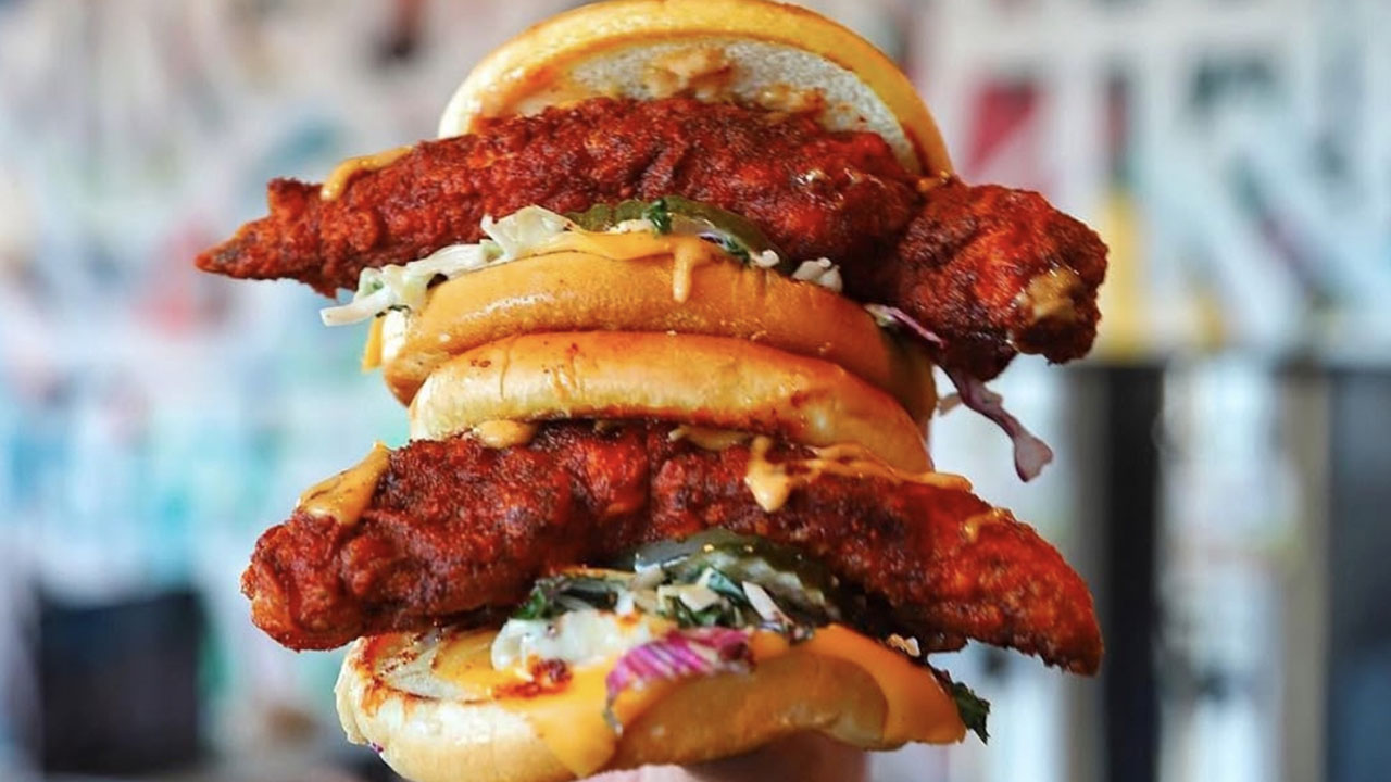 Popular fried chicken chain acquired by private equity firm in $1B deal