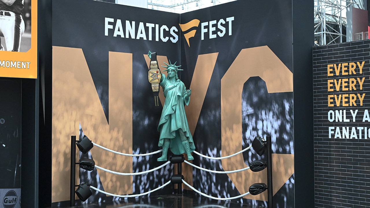 Pennsylvania teacher in line to win Ferrari after dominating star athletes at Fanatics Fest