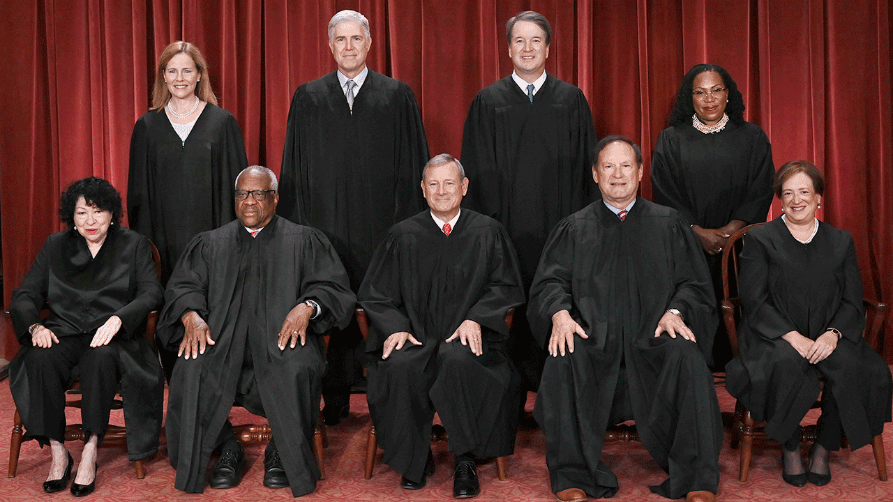 Supreme Court reverses judges' decision that fuel producers can't challenge EPA over California regulations