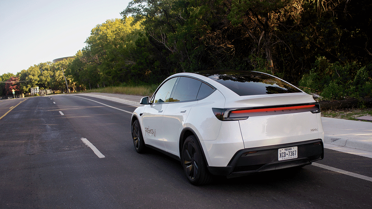 Tesla stock soars follrowing Austin AI robotaxi event