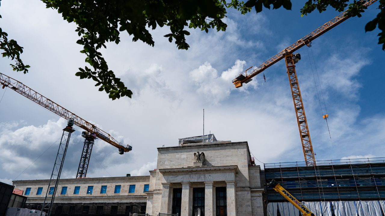 Top Trump official slated to inspect Fed's $2.5B renovation amid cost scrutiny