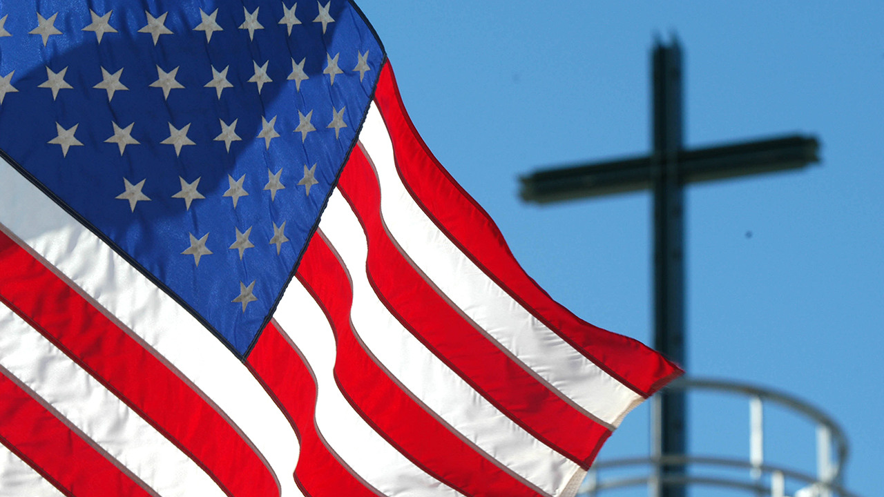 IRS clears way for churches to endorse political candidates