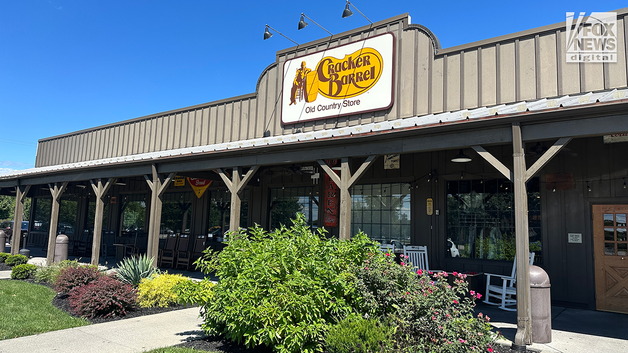 'Bar Rescue's' Jon Taffer says 'disempower' Cracker Barrel executives after logo fiasco