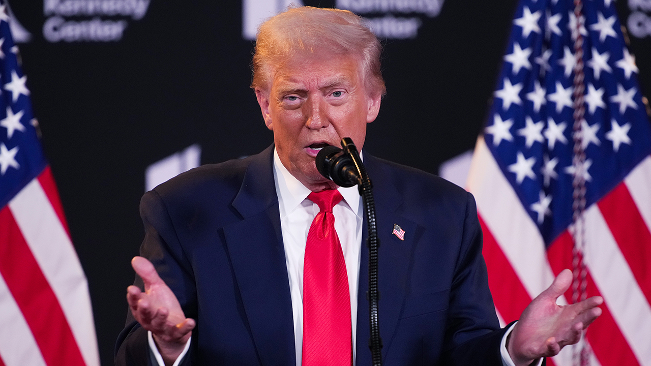Trump says Fed chair search down to ‘three or four’ candidates, with announcement coming ‘a little bit early'
