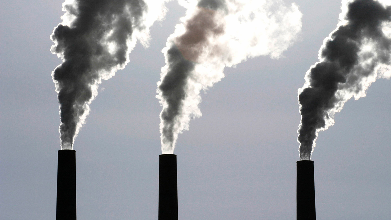 Trump admin puts $625M toward keeping coal plants open, lower energy costs