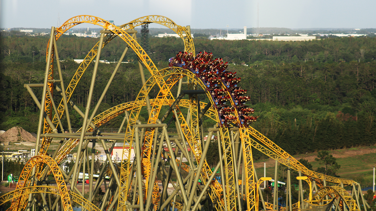 Man dies after becoming unresponsive on one of Universal's newest rides