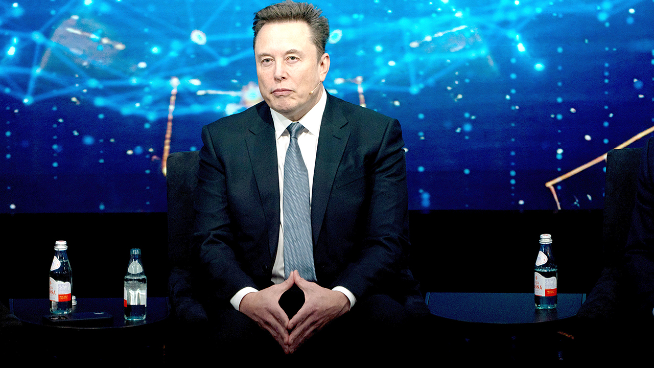 Elon Musk says Tesla will likely sell humanoid robots by end of next year