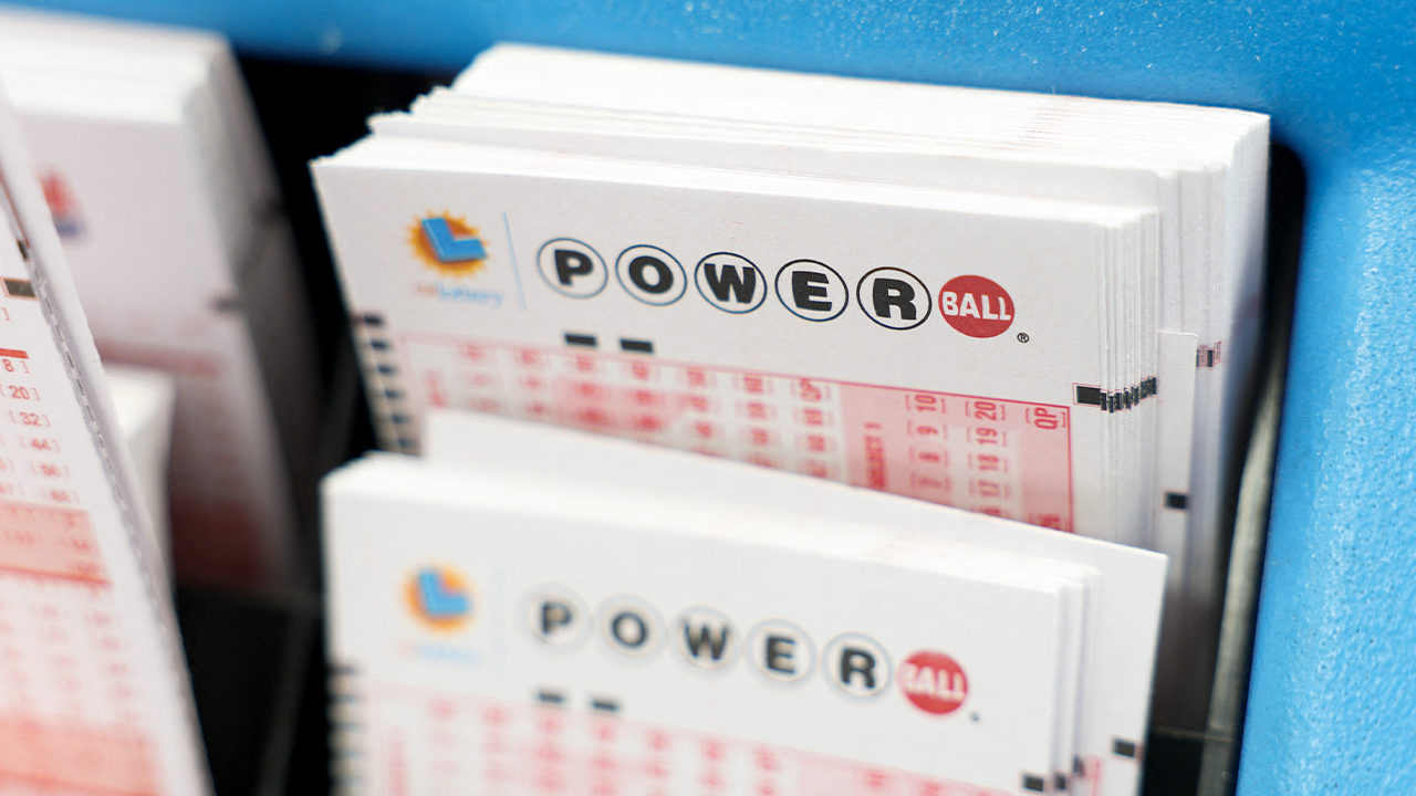 Powerball jackpot skyrockets after $1B prize goes unclaimed