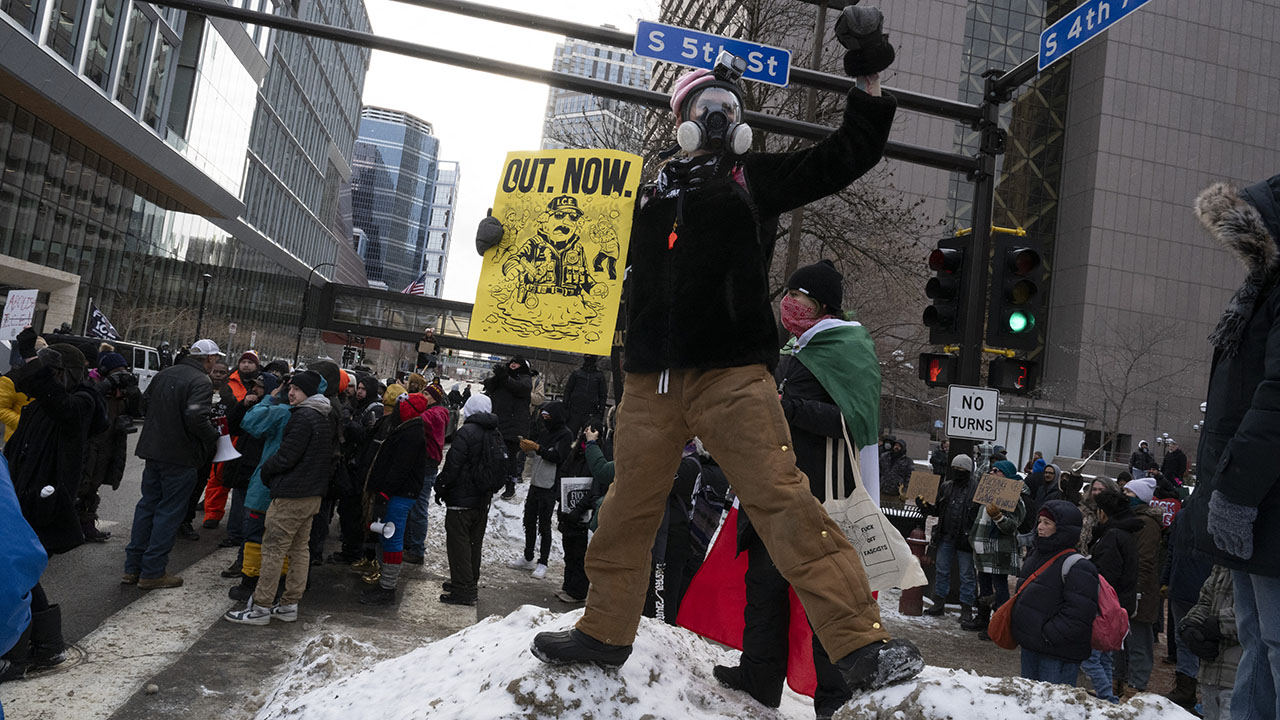 Minneapolis businesses face revenue drops as ICE unrest drives away  customers, employees | Fox Business
