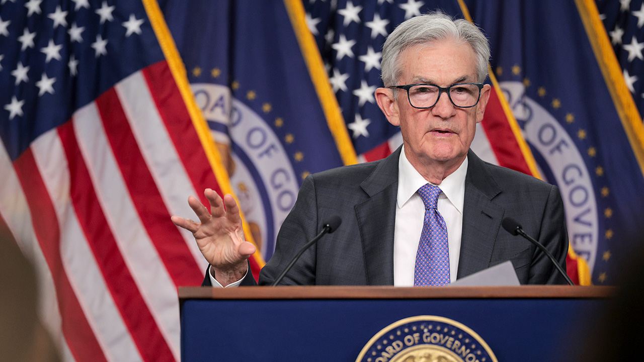 Fed holds interest rates steady, pausing rate cuts amid economic uncertainty