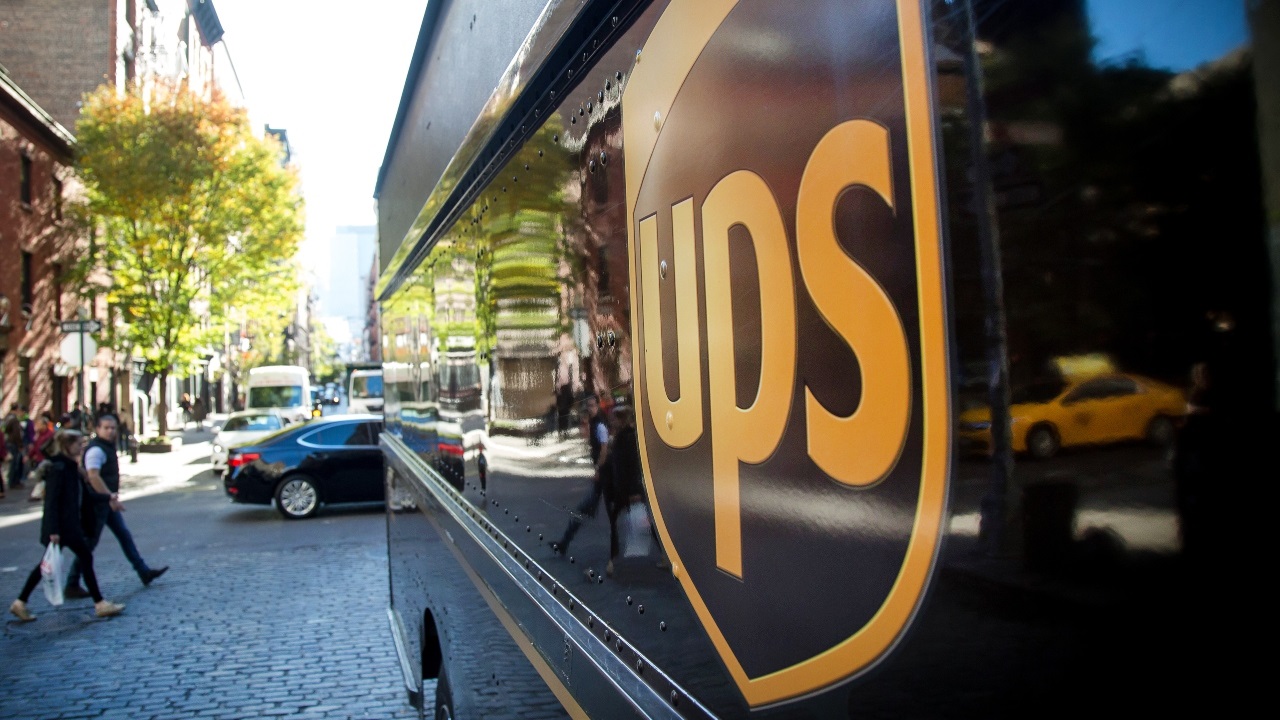 UPS to cut 30,000 more jobs amid turnaround plan