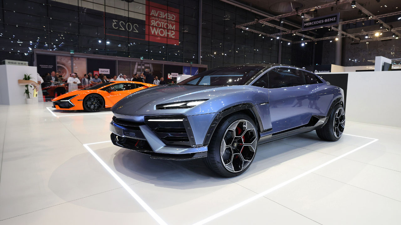 Lamborghini scraps first EV launch, calls development 'expensive hobby'