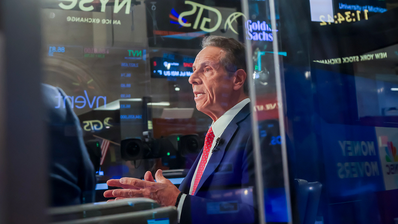Andrew Cuomo warns Congress is running out of time on blockchain regulation, says families could save on fees