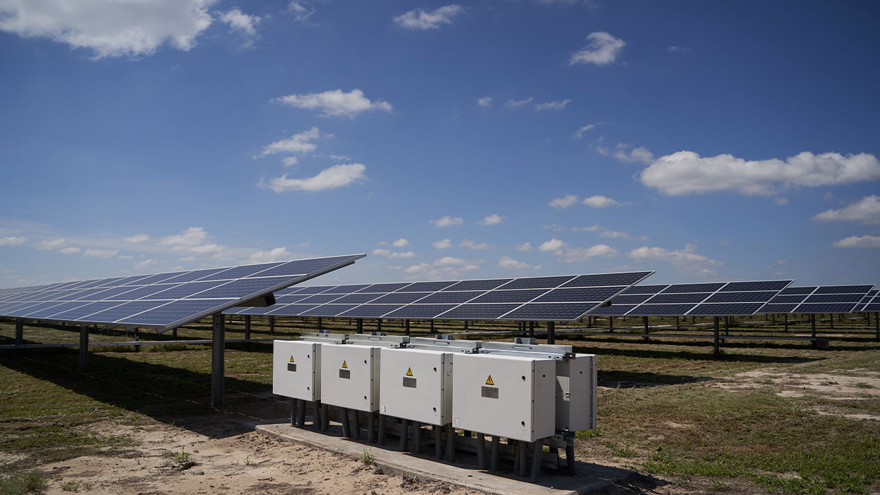 FCC blocks new foreign-made power inverters and advanced robots over national security risks