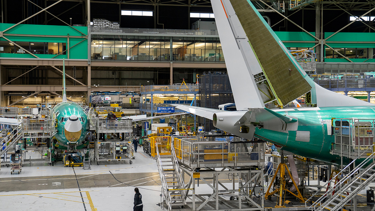 FAA orders inspections of hundreds of Boeing 737 Max jets over potential cracks