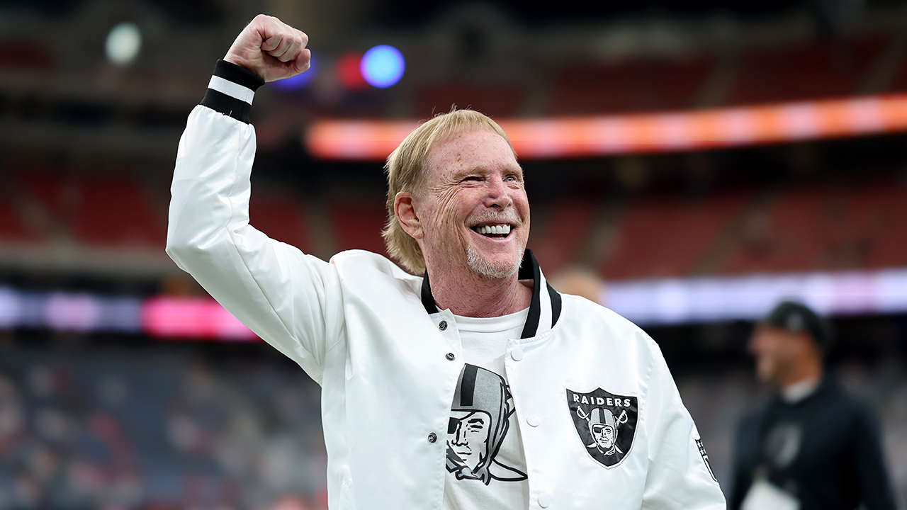 Barstool Sports founder Dave Portnoy slams NFL Commissioner Roger Goodell over international expansion plans. Speaking to Stuart Varney, Portnoy argues the move hurts fans and dismisses Goodell's role in the league's growth.
