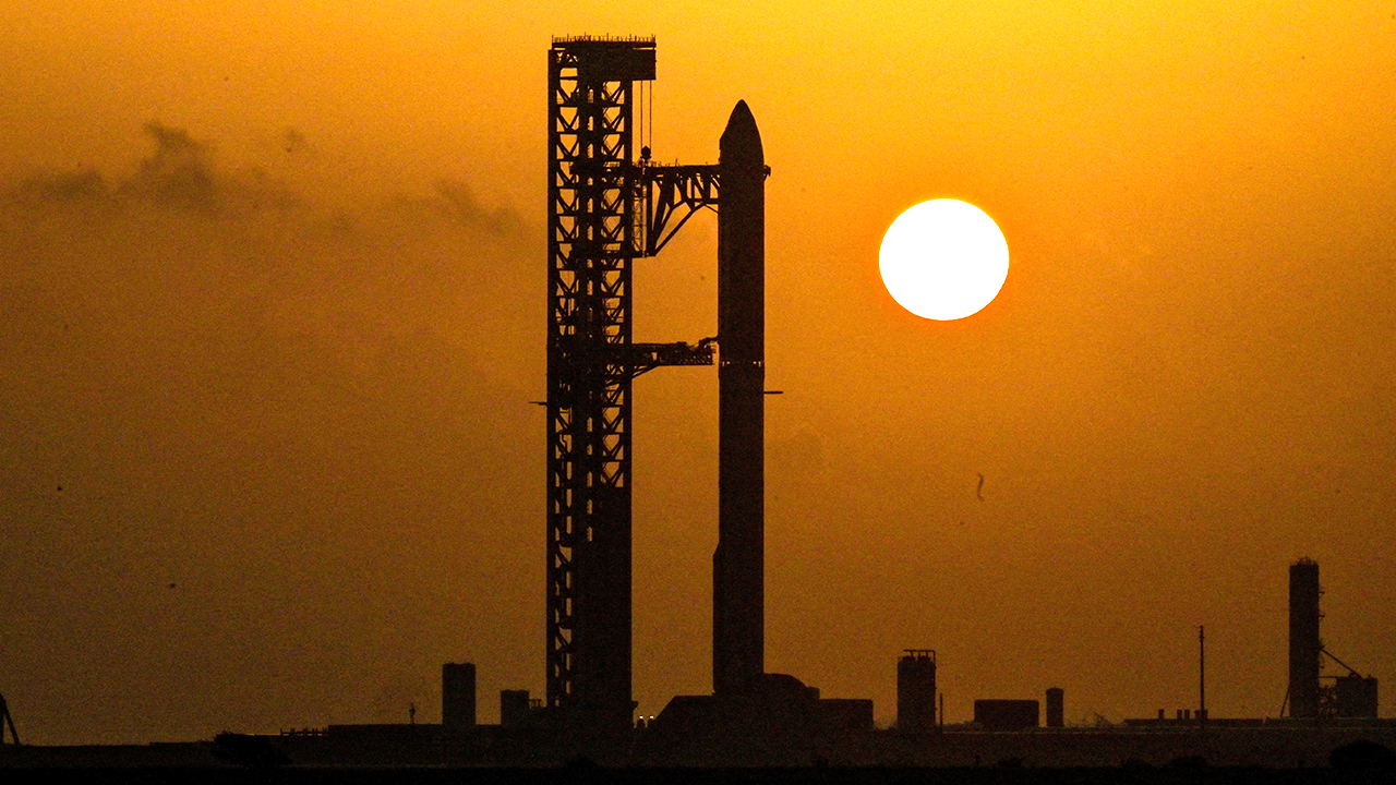 SpaceX unveils $100B Louisiana launch site expected to create thousands of jobs