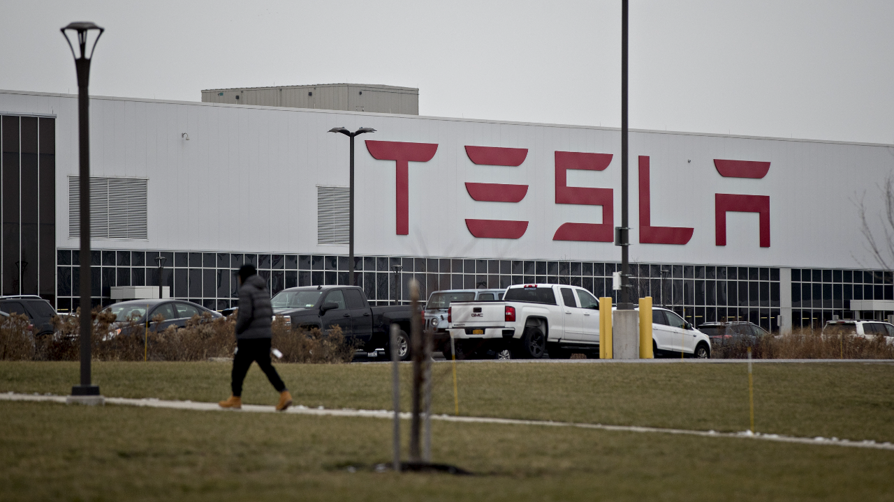 Tesla files plans for proposed $10.1B Texas solar manufacturing plant