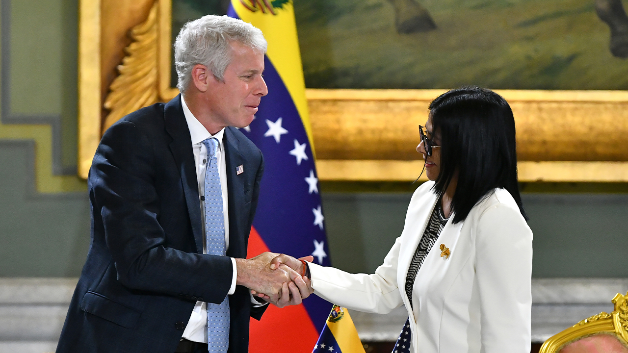 Oil giant Chevron strikes agreement to expand Venezuela operations