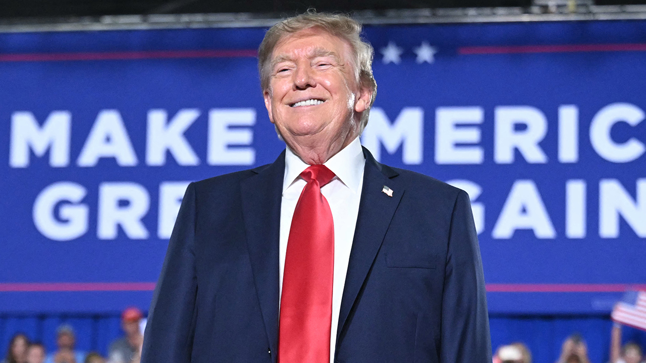 Trump-emblazoned $1 coins go on sale — and the Mint is charging a major mark-up